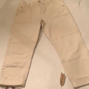 Loft The Girlfriend Jean cream cargo crop size 2 waist 26